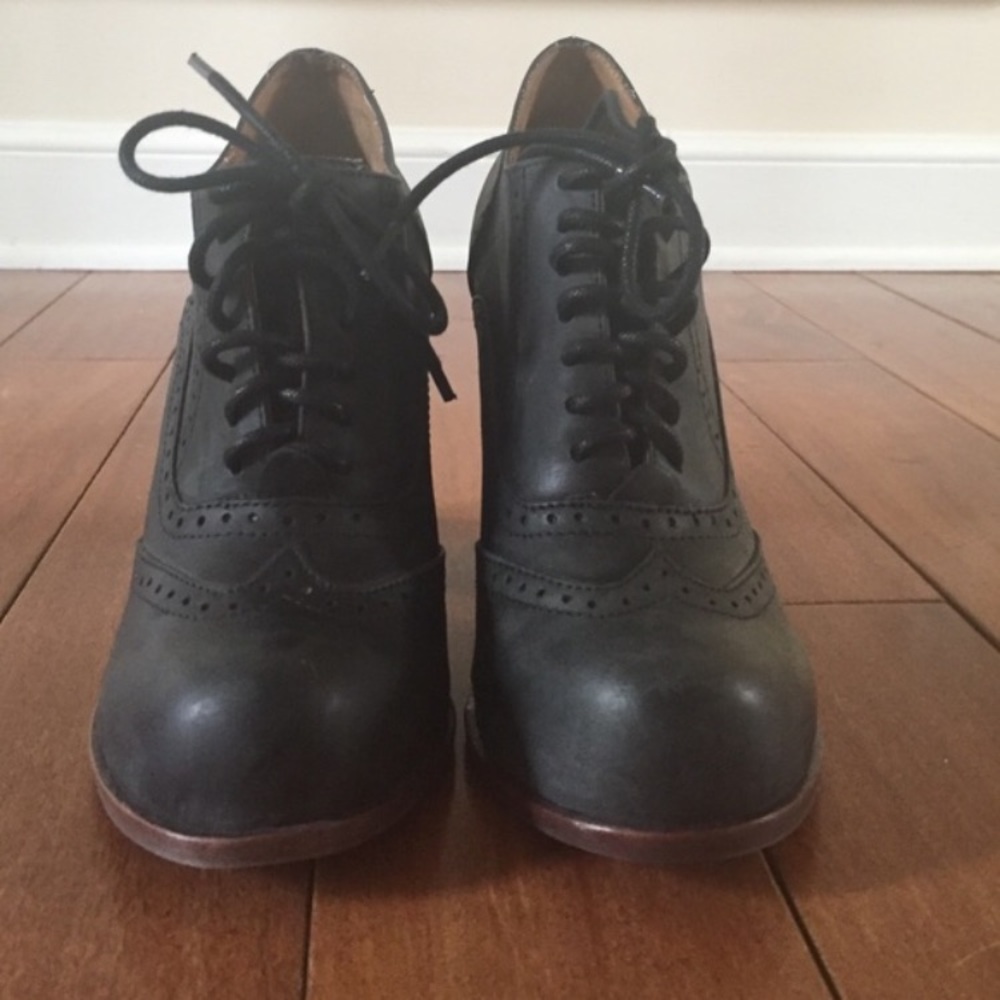 Jeffrey Campbell oxford heels